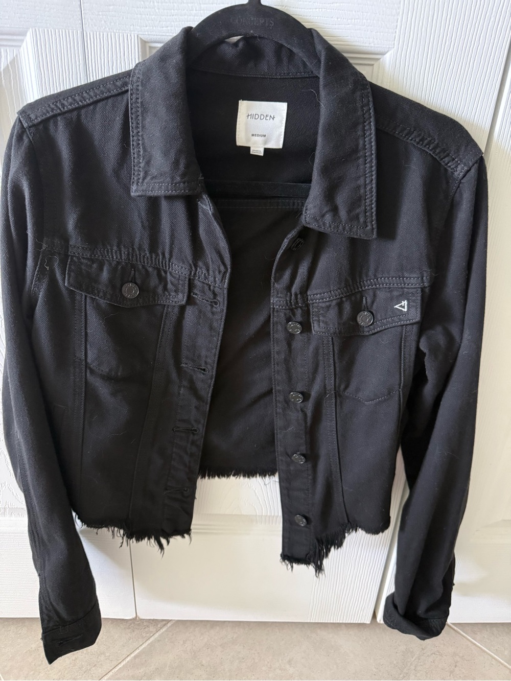 Hidden Jeans Black Cropped Frayed-Hem Denim Jacket - Women's - Picture 2 of 4